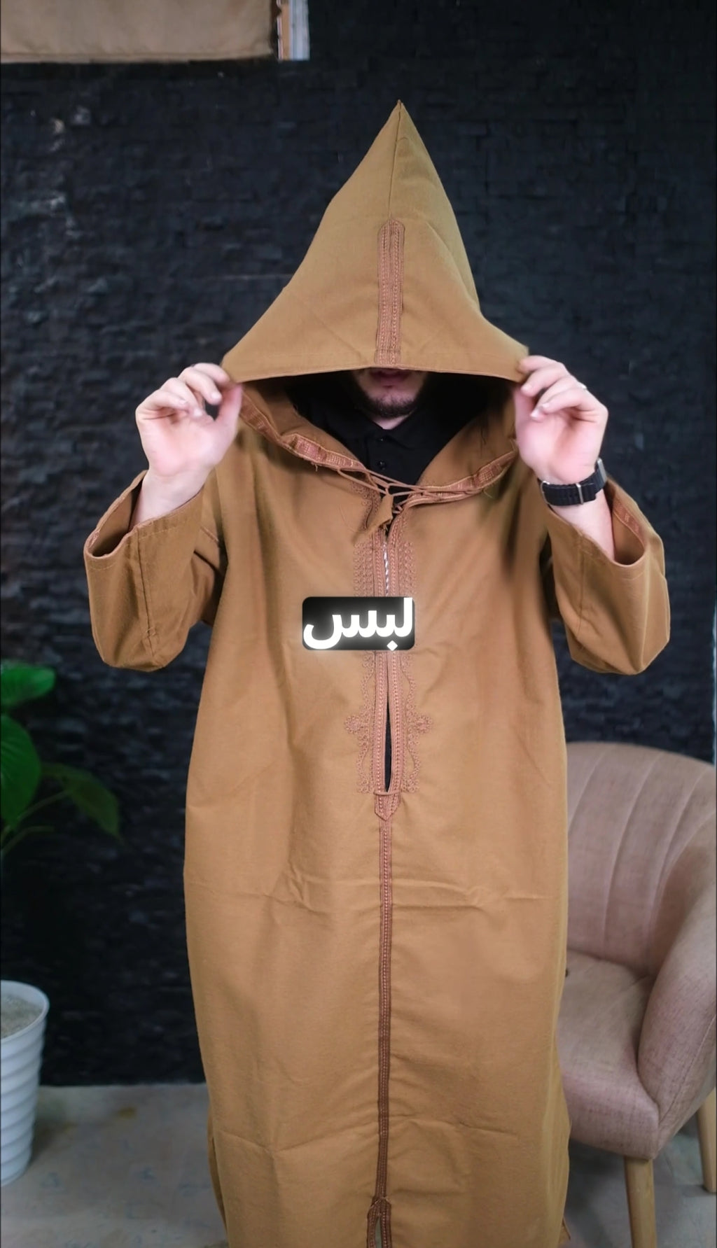 القشّابية الجزائرية الأصيلة – دفء رجولي لا يقاوم في أبرد أيام الشتاء