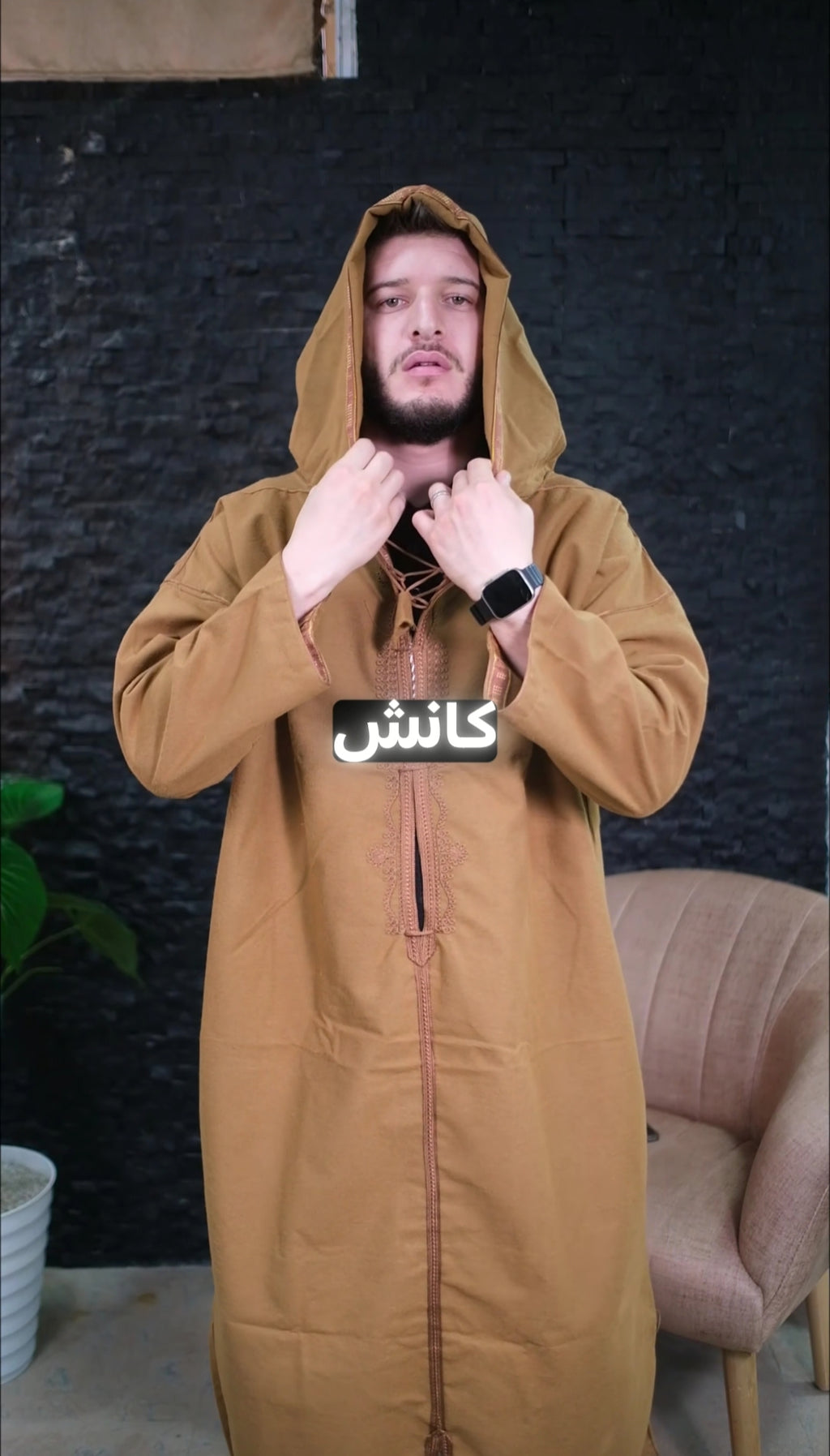 القشّابية الجزائرية الأصيلة – دفء رجولي لا يقاوم في أبرد أيام الشتاء